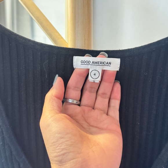 GOOD AMERICAN
Belted Body Dress in Ribbed Knit size 4 - Picture 4 of 6